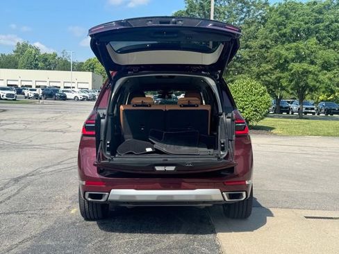 Certified 2024 BMW X7 xDrive40i w/ Climate Comfort Package image 9