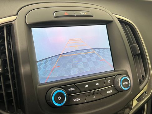 Used 2015 Buick LaCrosse Leather FWD image 29