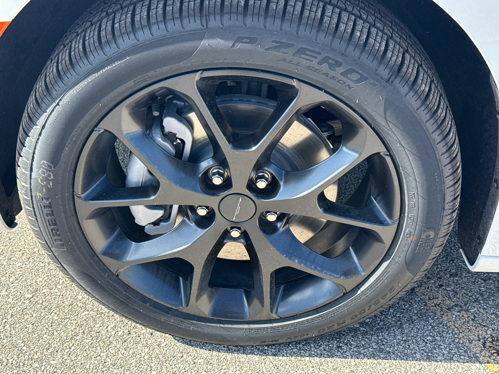 New 2027 Chrysler Pacifica Select AWD/4WD image 20