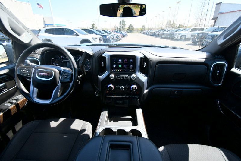 Used 2020 GMC Sierra 1500 Elevation AWD/4WD image 3