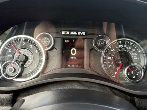 Used 2024 RAM 2500 Tradesman w/ Chrome Appearance Group image 26