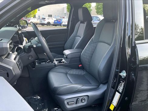 Used 2026 Toyota 4Runner TRD Sport Premium AWD/4WD image 8