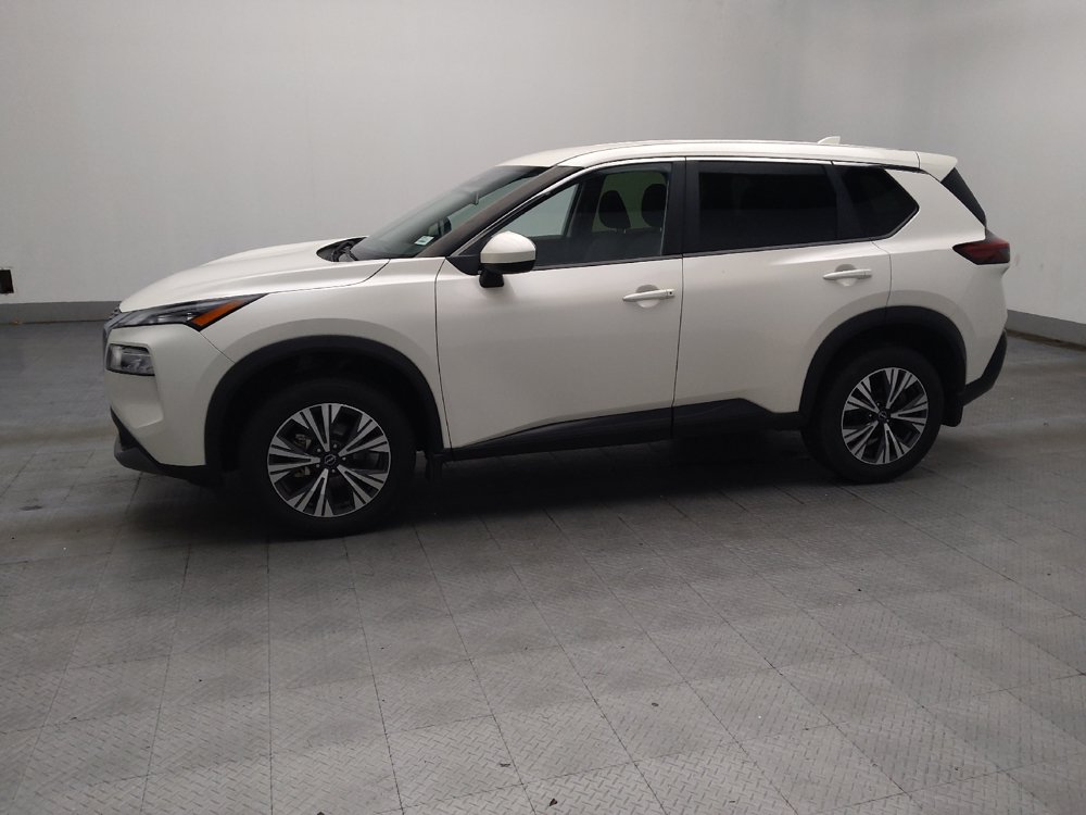 Used 2023 Nissan Rogue SV FWD image 2