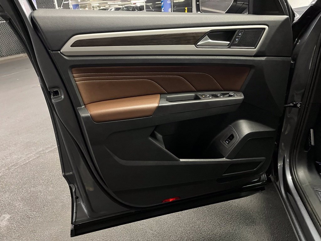Used 2023 Volkswagen Atlas SE w/ Panoramic Sunroof Package AWD/4WD image 20