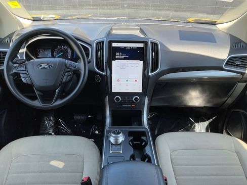 Used 2021 Ford Edge SE FWD image 15