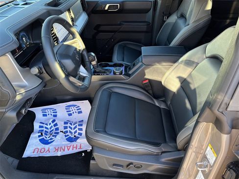 New 2025 Ford Bronco Outer Banks image 17