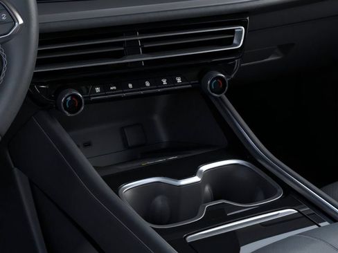 New 2026 Chevrolet Traverse LT w/ Sun and Wheel Package FWD image 23