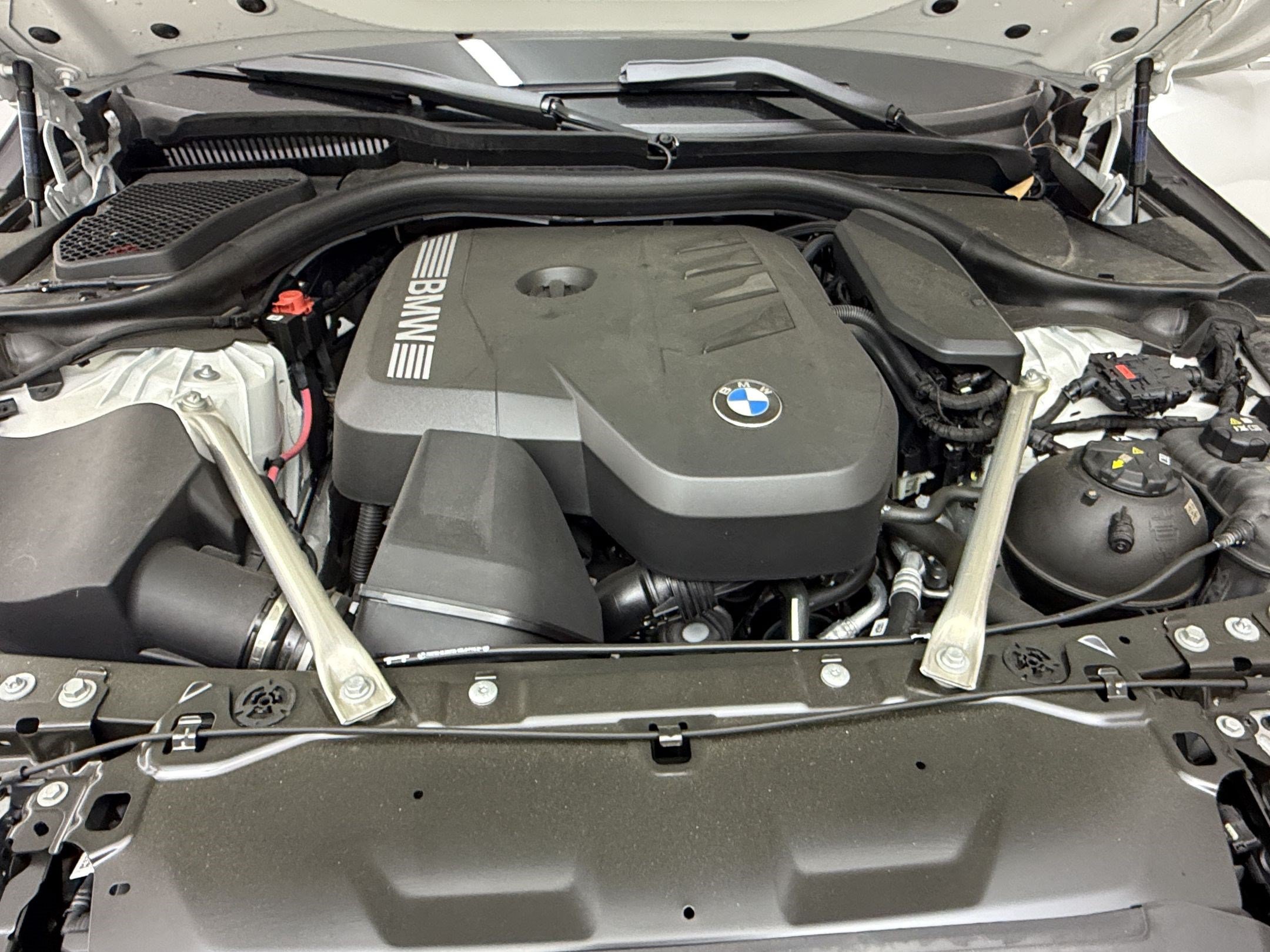 Used 2026 BMW 530i RWD image 34
