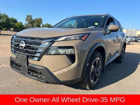 Used 2024 Nissan Rogue SV w/ SV Premium Package AWD/4WD image 1