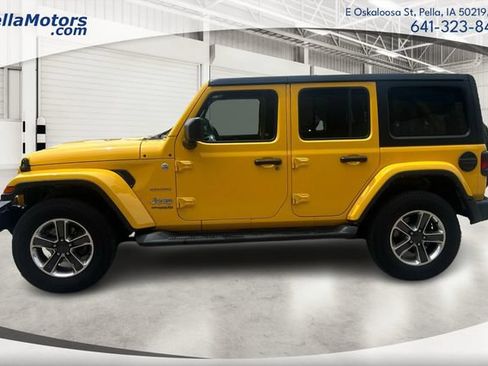 Used 2021 Jeep Wrangler Unlimited Sahara AWD/4WD image 6
