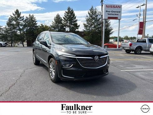 Used 2024 Buick Enclave Essence w/ Technology Package AWD/4WD image 1