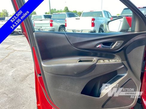 Used 2024 Chevrolet Equinox LT FWD image 13