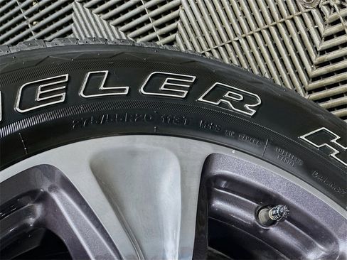 Used 2024 RAM 1500 Laramie image 33