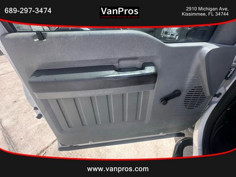 Used 2013 Ford F250 XL w/ Skid Plate Pkg image 8