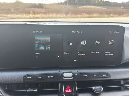 Used 2025 Kia K4 LXS image 24