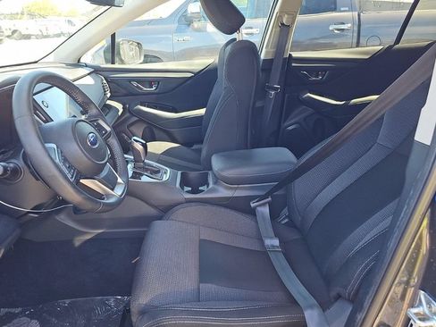 Used 2025 Subaru Outback Premium AWD/4WD image 36