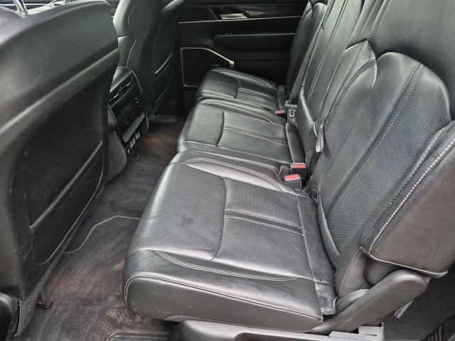 Used 2023 Jeep Wagoneer 4WD w/ Convenience Group I image 22