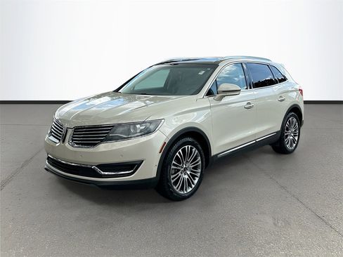Used 2016 Lincoln MKX Reserve w/ Technology Package image 3
