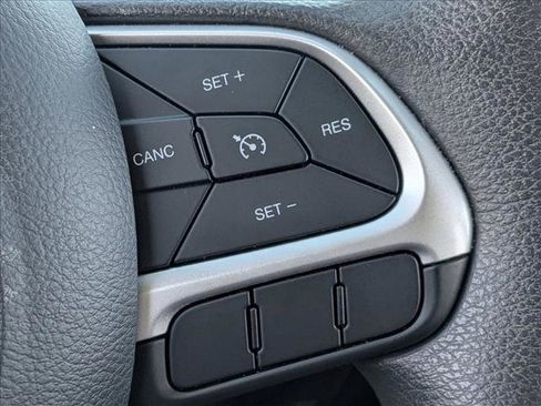 Used 2021 Jeep Compass Sport image 12