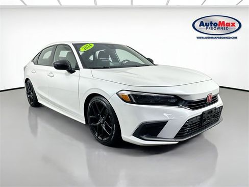 Used 2024 Honda Civic Sport image 1