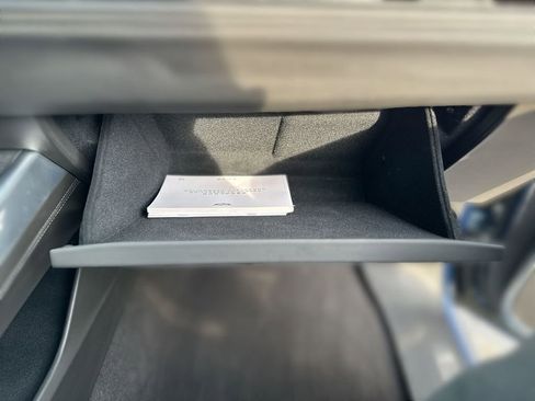 Used 2025 Cadillac Escalade Premium Luxury Platinum image 36