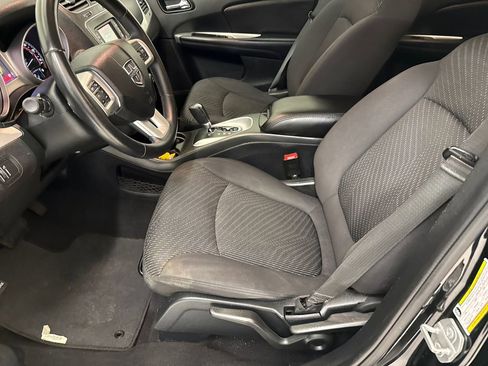 Used 2018 Dodge Journey SE w/ Popular Equipment Group image 18