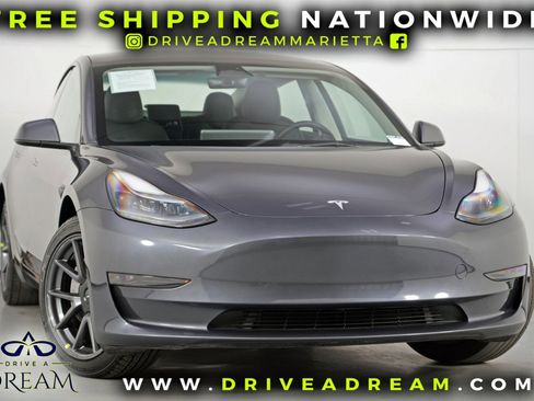 Used 2023 Tesla Model 3 Standard Range image 2