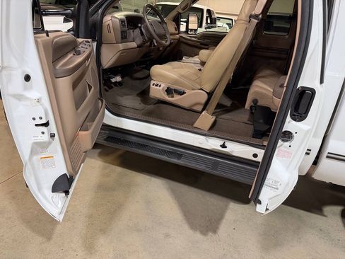 Used 1999 Ford F250 Lariat AWD/4WD image 31
