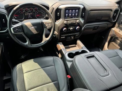 Certified 2021 Chevrolet Silverado 1500 LT Trail Boss w/ Convenience Package II AWD/4WD image 10