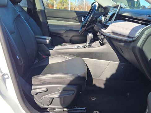 Used 2022 Jeep Compass Latitude w/ Sun and Sound Group image 6