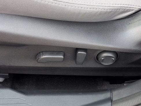 Used 2025 Subaru Legacy Premium AWD/4WD image 18
