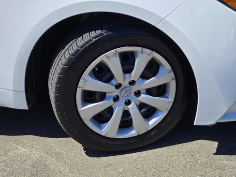Used 2023 Toyota Corolla LE w/ Carpet Mat Package (TMS) FWD image 9
