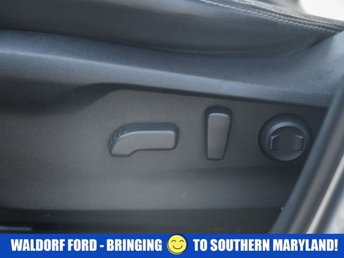 Used 2022 Subaru Ascent Limited w/ Technology Package image 41