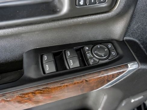 Used 2023 GMC Sierra 3500 Denali w/ Denali Ultimate Package image 46