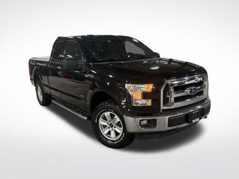 Used 2015 Ford F150 XLT image 40