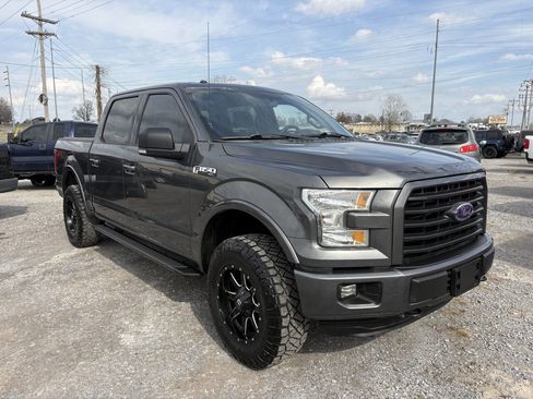 Used 2015 Ford F150 XLT w/ Equipment Group 302A Luxury image 6