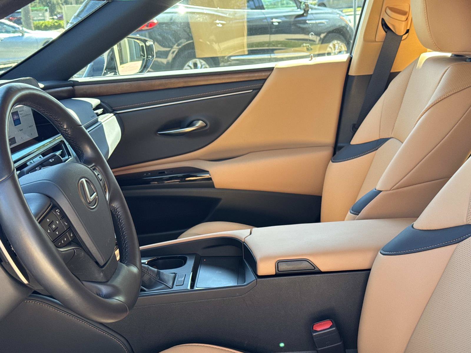 Certified 2025 Lexus ES 350 w/ Premium Package FWD image 15