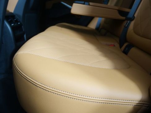 Certified 2025 BMW X5 sDrive40i w/ M Sport Package image 15