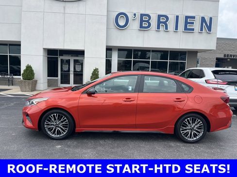 Used 2023 Kia Forte GT-Line w/ GT-Line Premium Package image 2