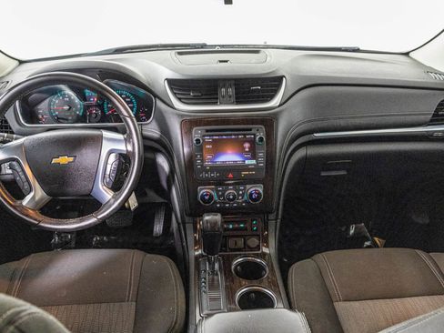Used 2016 Chevrolet Traverse LT w/ Traveler's Package image 24