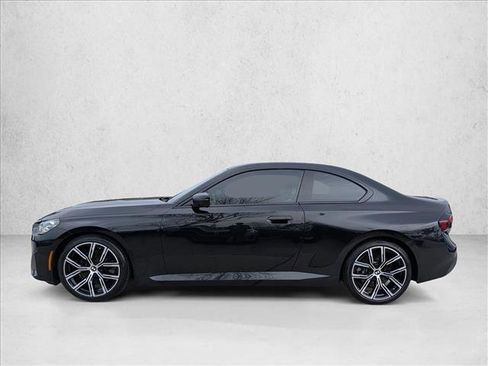 Used 2023 BMW 230i Coupe w/ Premium Package image 9