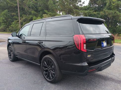 New 2025 Ford Expedition Platinum w/ Stealth Appearance Package image 5