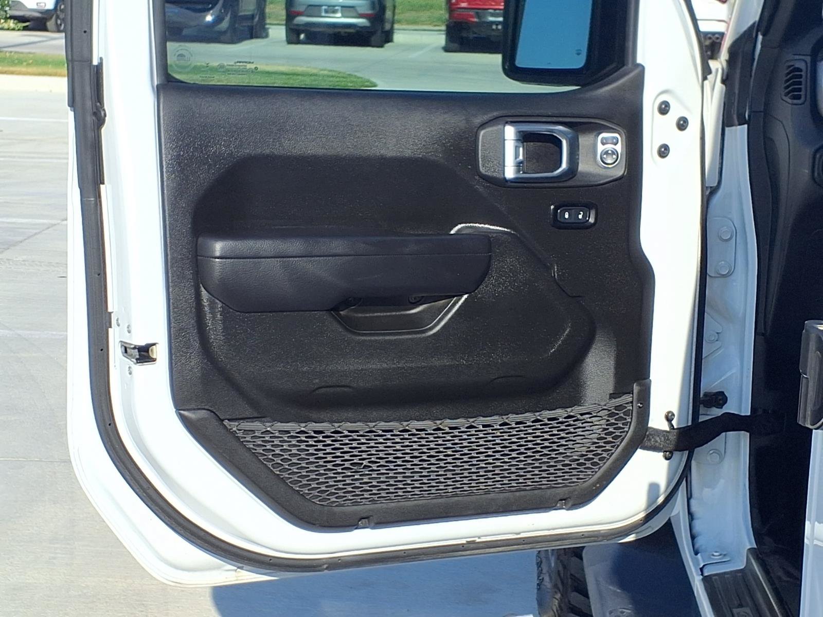 Used 2023 Jeep Gladiator Sport AWD/4WD image 26