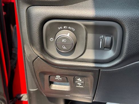 Used 2022 RAM 1500 Sport w/ Rebel Level 2 Equipment Group AWD/4WD image 17