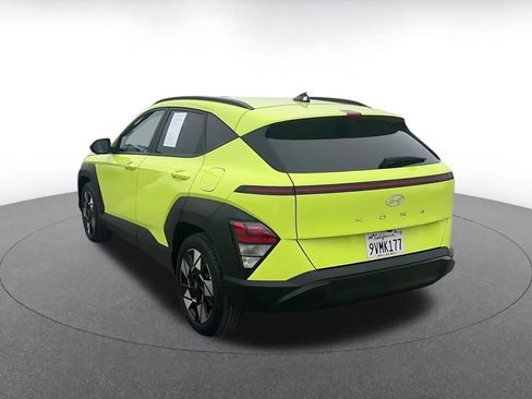 Used 2025 Hyundai Kona SEL image 11