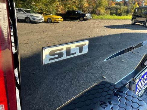 Used 2023 RAM 1500 Classic SLT w/ Trailer & Traction Group image 8