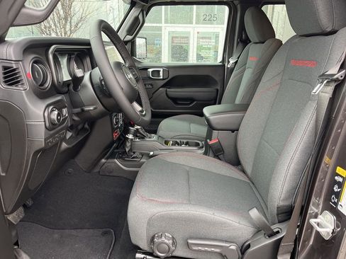 New 2026 Jeep Wrangler Unlimited Rubicon image 3