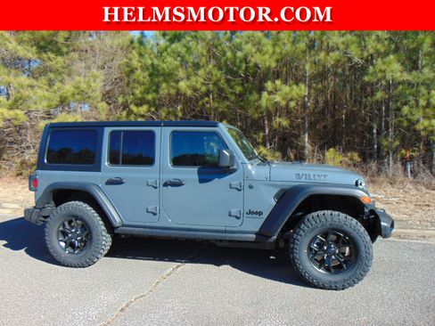 New 2026 Jeep Wrangler Willys AWD/4WD image 16