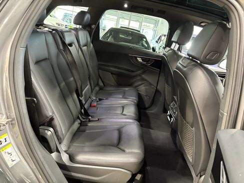 Used 2017 Audi Q7 3.0T Prestige w/ Prestige Package AWD/4WD image 28