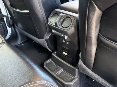 Used 2021 Jeep Wrangler Unlimited Sahara w/ Cold Weather Group image 20